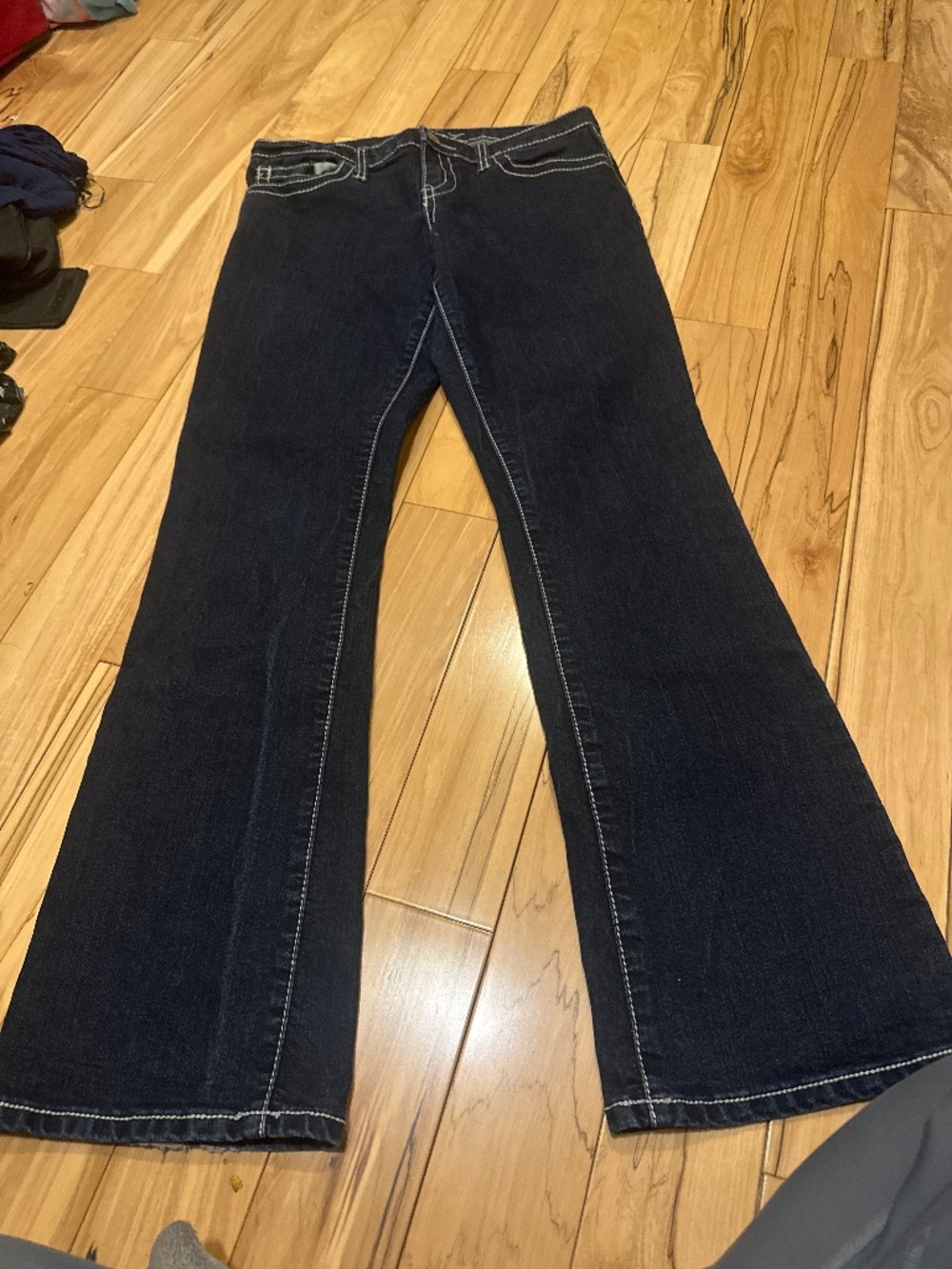 Bluenotes 30/32 dark wash Y2K style jeans
